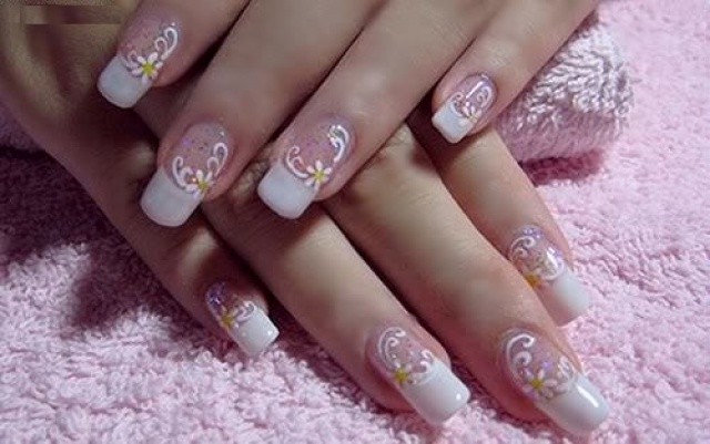 Você sabia que você pode colocar acrílico até nas unhas?