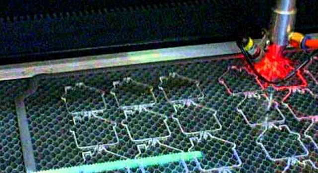 As vantagens do corte a laser no acrílico