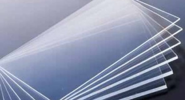 O Estilo Contemporâneo e clean do Acrílico Transparente