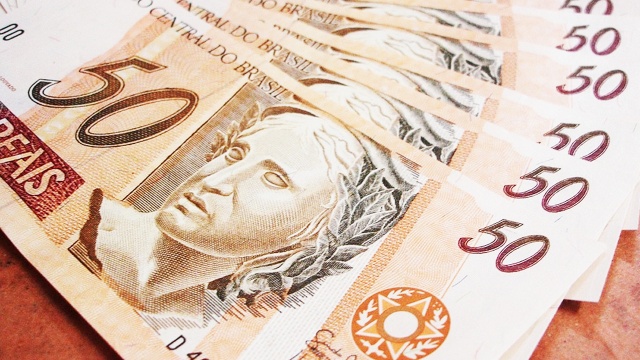 Acrílico preço m2